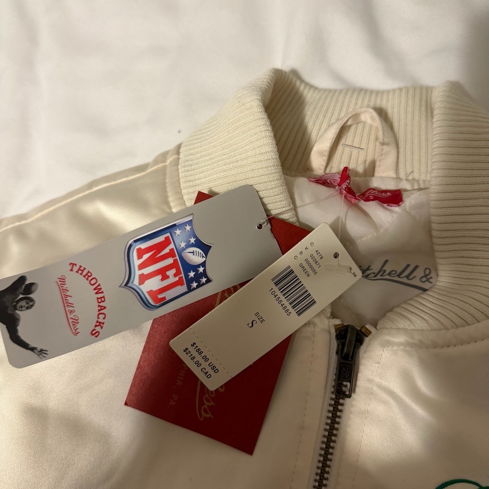 Mitchell & Ness NFL Crop Bomber Jacket Philadelphia Eagles NWT - Picture 6 of 12
